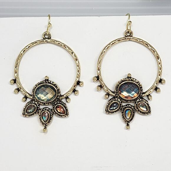 Gold Boho Queen Labradorite Earrings - Picture 5 of 6